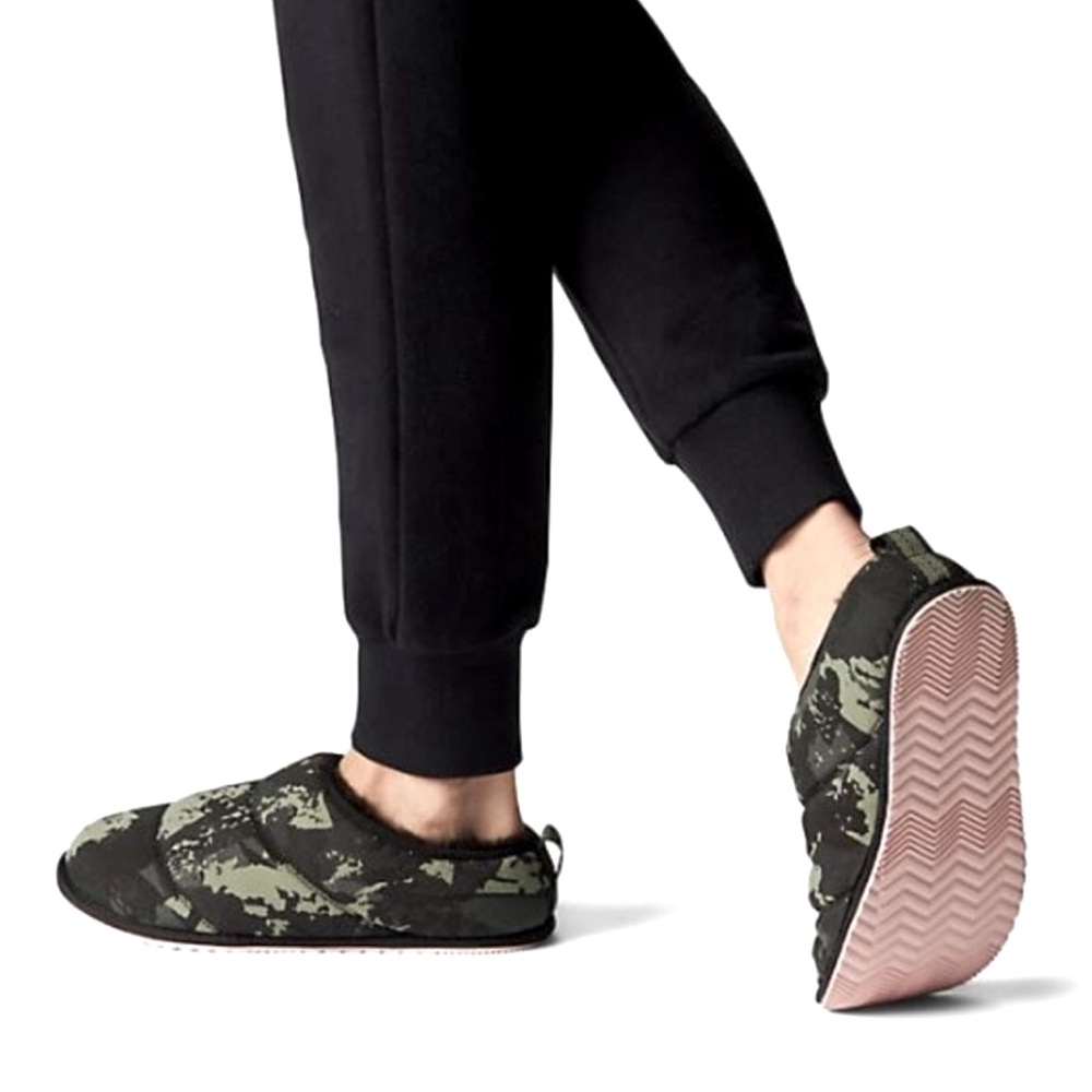 Sorel Bodega Run slippers